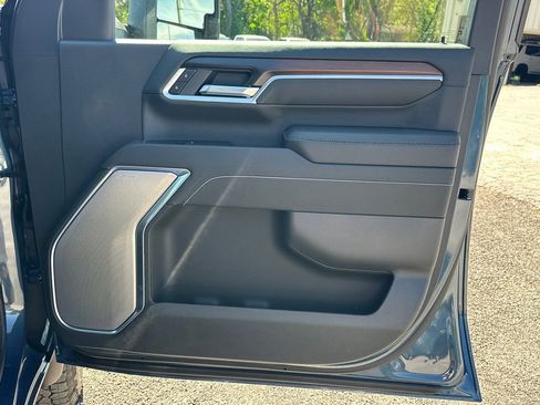 New 2026 GMC Sierra 2500 Denali w/ Denali Reserve Package image 15