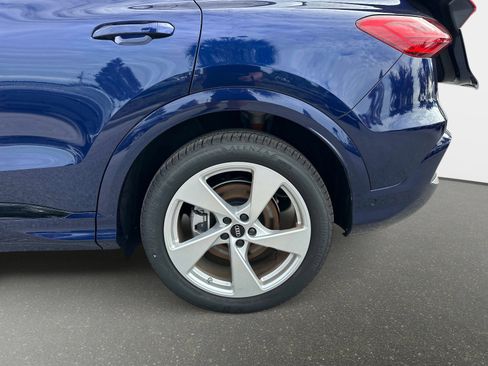 New 2025 Audi Q5 Prestige image 10