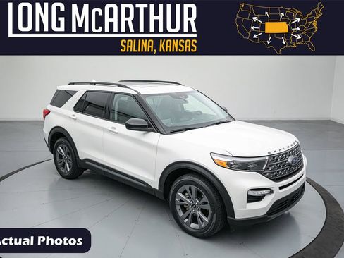 Certified 2022 Ford Explorer XLT w/ Equipment Group 202A image 1