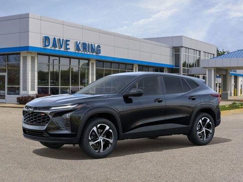 New 2026 Chevrolet Trax RS image 2