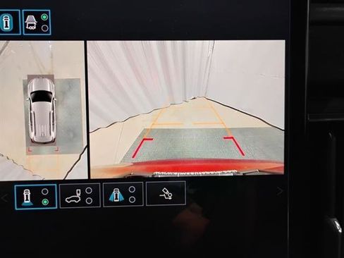 New 2025 GMC Acadia Elevation w/ Black Edition image 33