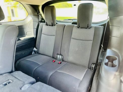 Used 2019 Nissan Pathfinder SV w/ Cargo Package FWD image 11
