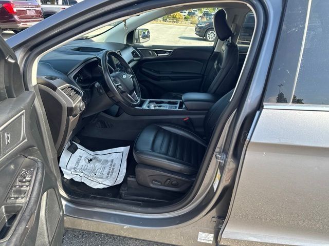Used 2022 Ford Edge SEL AWD/4WD image 17
