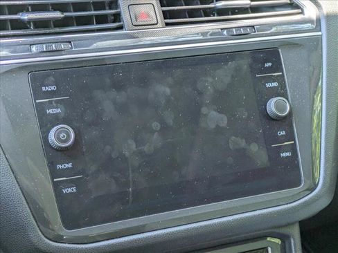 Used 2021 Volkswagen Tiguan S AWD/4WD image 12