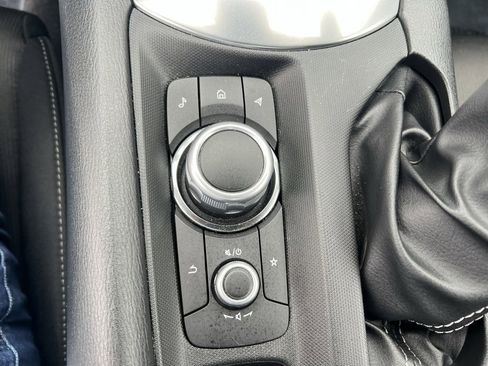 Used 2024 MAZDA MX-5 Miata Sport image 16