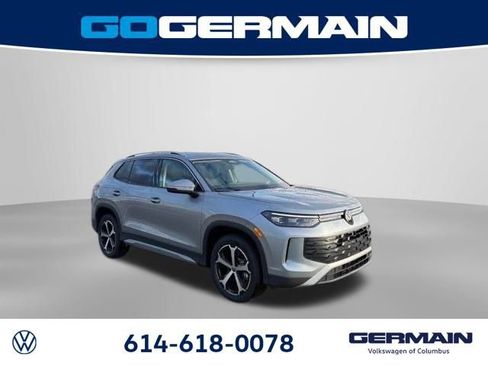 New 2026 Volkswagen Tiguan SE image 3