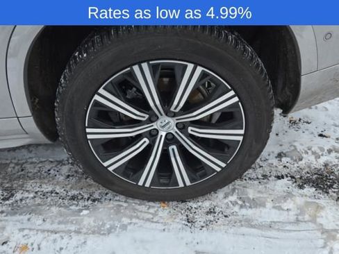 Used 2023 Volvo XC90 B6 Plus image 18