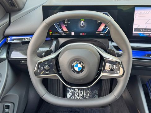 Used 2024 BMW 540i xDrive w/ Convenience Package AWD/4WD image 21