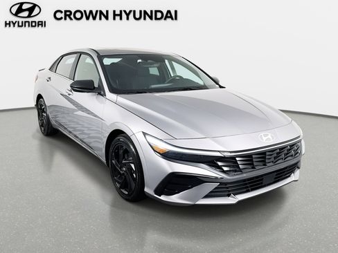 New 2026 Hyundai Elantra SEL Sport Premium image 3