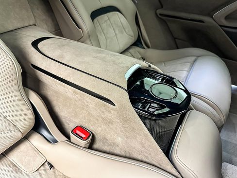 Certified 2024 Ferrari Purosangue image 22