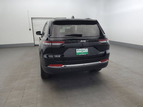 Used 2023 Jeep Grand Cherokee Laredo w/ Luxury Tech Group I image 6