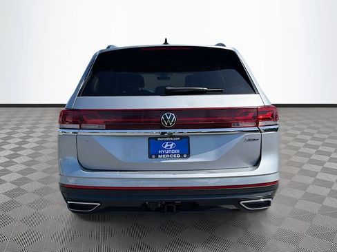Used 2024 Volkswagen Atlas SE AWD/4WD image 6
