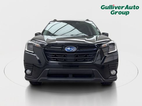 Used 2023 Subaru Forester Premium AWD/4WD image 14