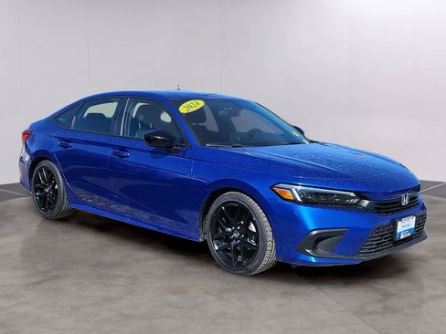 Certified 2024 Honda Civic Sport image 3