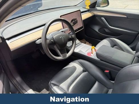 Used 2023 Tesla Model 3 Standard Range RWD image 4
