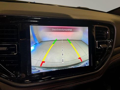 Used 2024 Dodge Durango GT AWD/4WD image 15