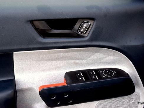 Used 2022 Ford Maverick XLT image 8