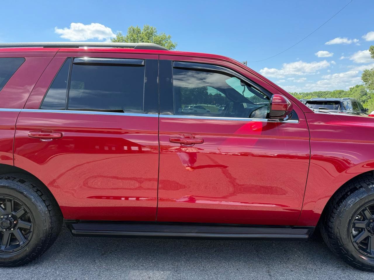 Used 2018 Ford Expedition XLT AWD/4WD image 36