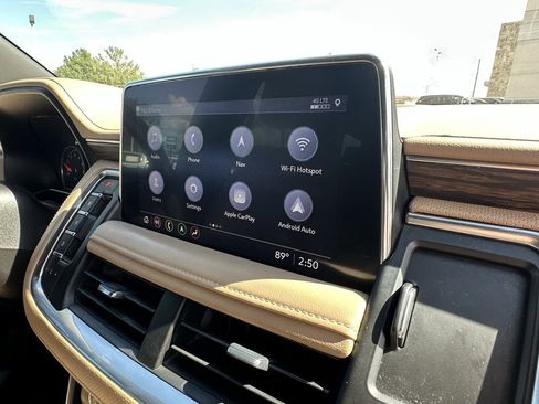 Used 2021 Chevrolet Tahoe Premier image 13