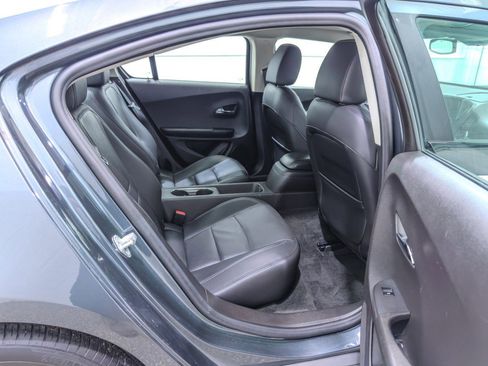 Used 2012 Chevrolet Volt Premium w/ Premium Trim Package FWD image 17
