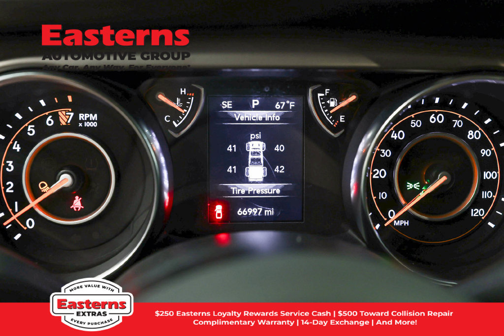 Used 2020 Jeep Gladiator Sport AWD/4WD image 19