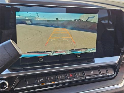 Used 2025 GMC Sierra 1500 SLT image 13