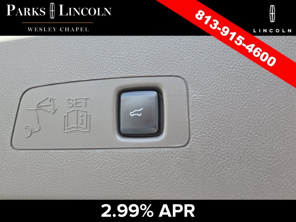 Certified 2023 Lincoln Corsair FWD w/ Equipment Group 102A image 9