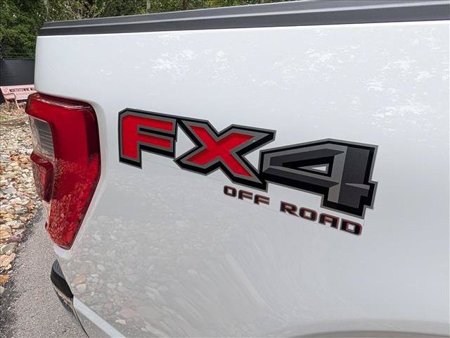 Used 2022 Ford F150 Lariat w/ FX4 Off-Road Package AWD/4WD image 18