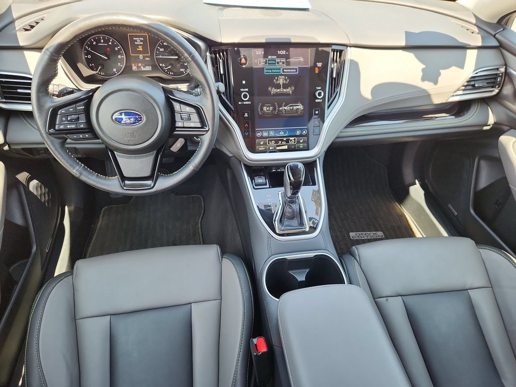 Used 2025 Subaru Outback Onyx Edition AWD/4WD image 10