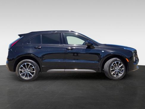 Used 2024 Cadillac XT4 Sport FWD image 5