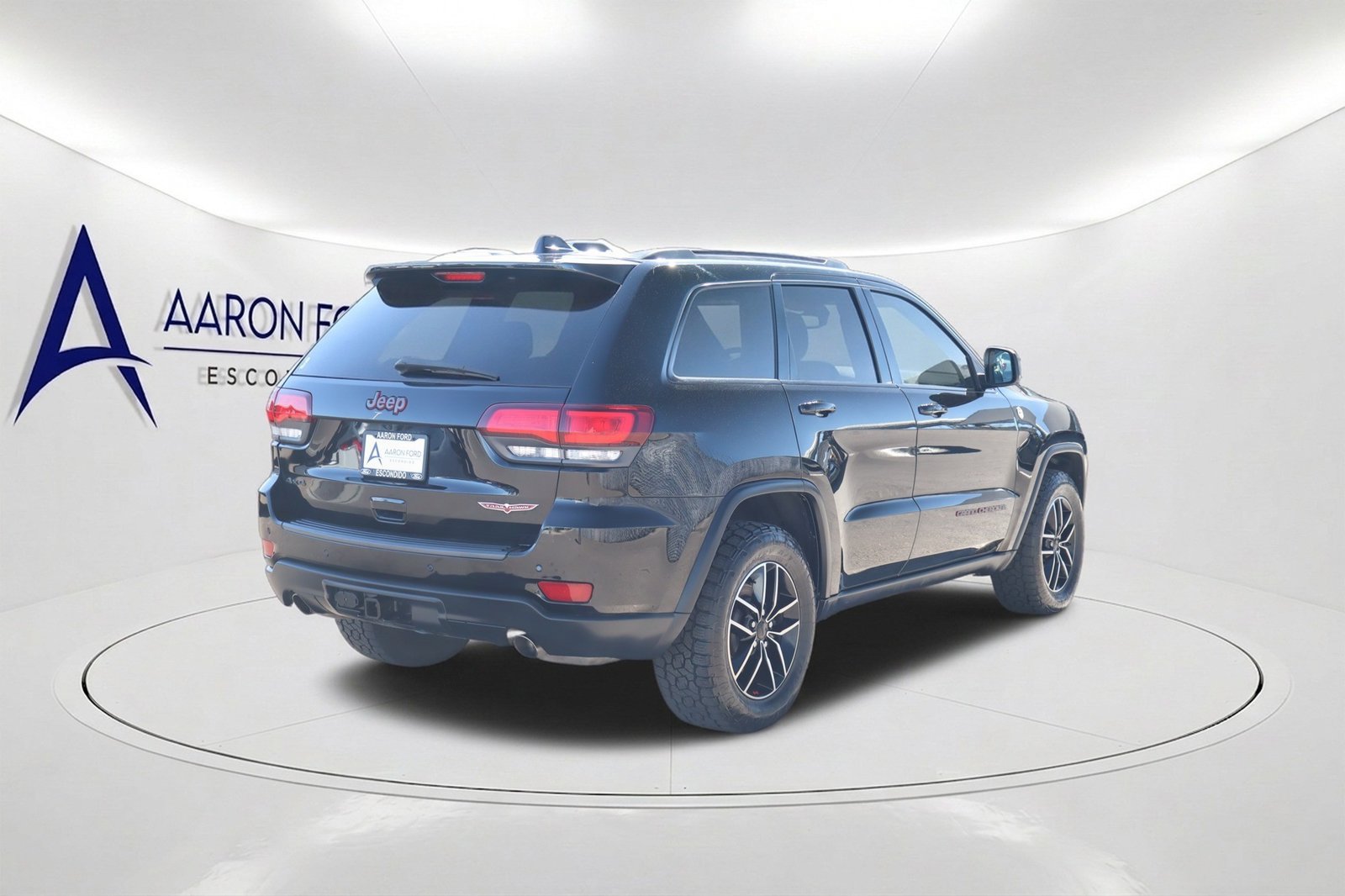 Used 2021 Jeep Grand Cherokee Trailhawk AWD/4WD image 4
