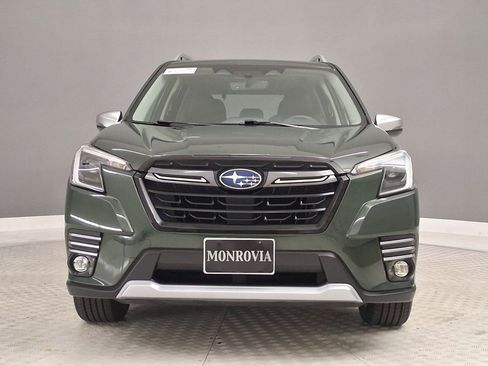 Used 2023 Subaru Forester Touring image 4