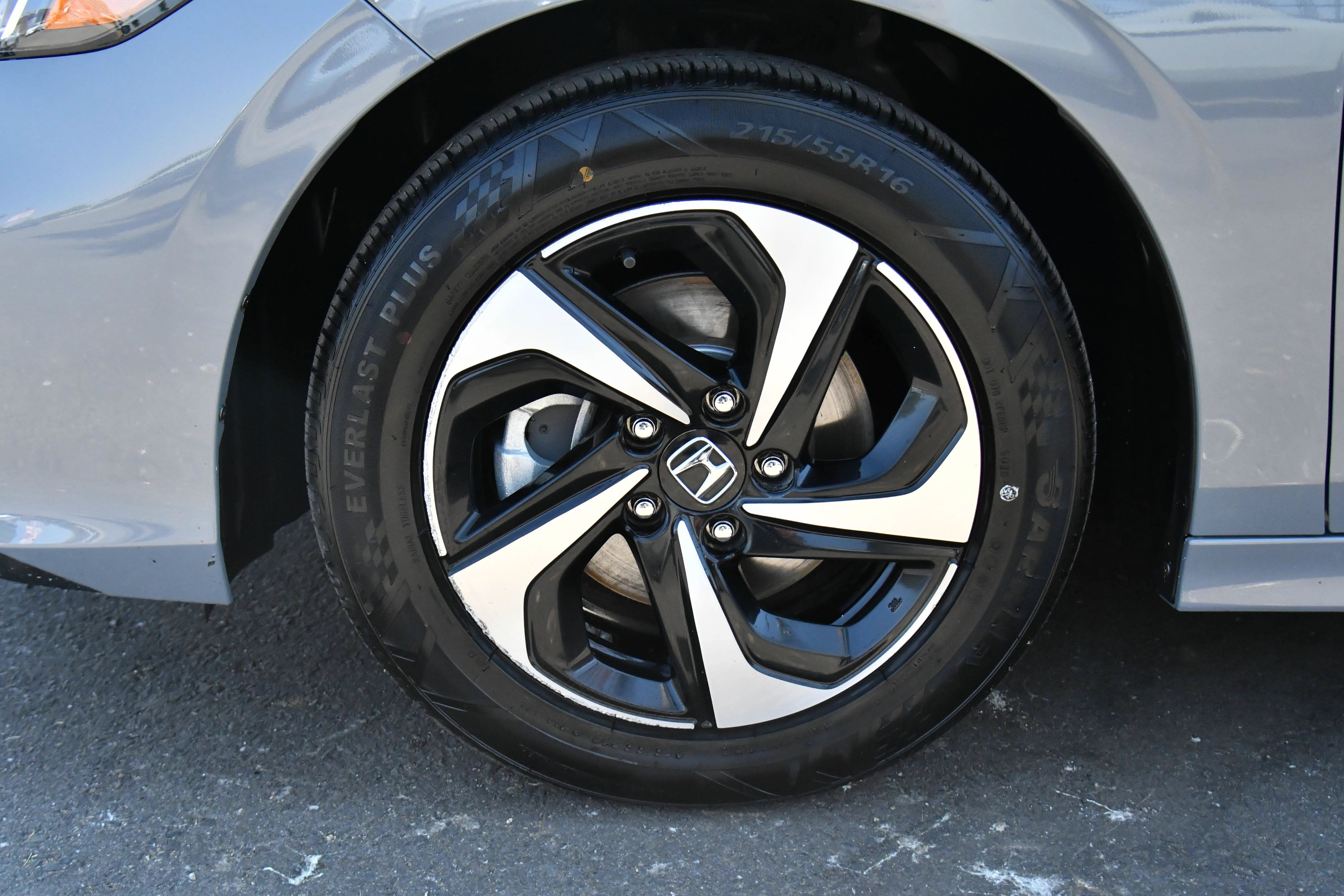 Used 2025 Honda Civic Sport image 12