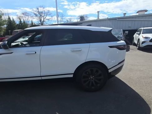 Used 2019 Land Rover Range Rover Velar R-Dynamic SE AWD/4WD image 4