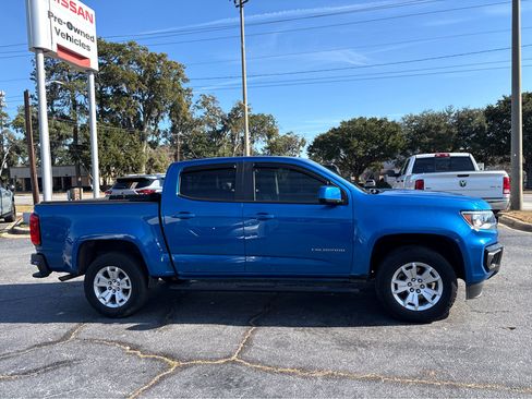 Used 2022 Chevrolet Colorado LT w/ Luxury Package image 24