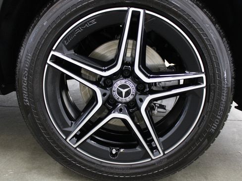 Used 2022 Mercedes-Benz GLC 300 4MATIC image 8