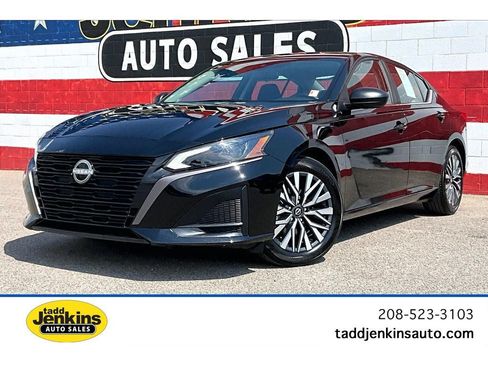 Used 2026 Nissan Altima 2.5 SV FWD image 1