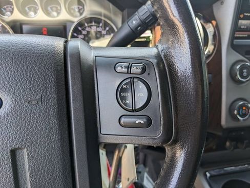 Used 2016 Ford F250 Lariat w/ Lariat Ultimate Package AWD/4WD image 31