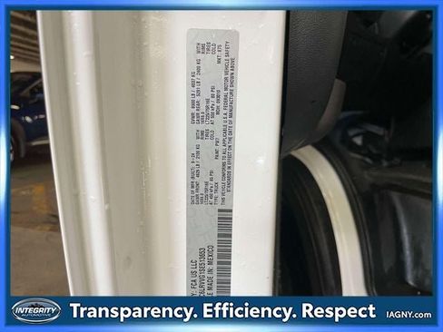 Used 2025 RAM ProMaster 2500 w/ Convenience Group FWD image 21