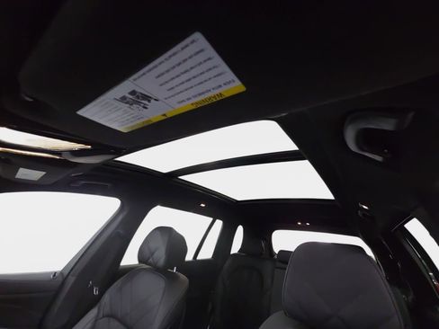 Certified 2023 BMW X7 xDrive40i w/ M Sport Package image 25