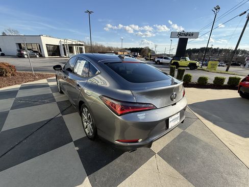 Used 2024 Acura Integra image 8