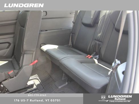 Used 2018 Volkswagen Atlas SE AWD/4WD image 35