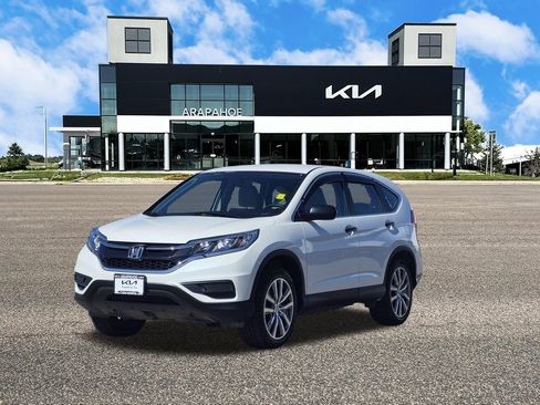 Used 2015 Honda CR-V LX image 4
