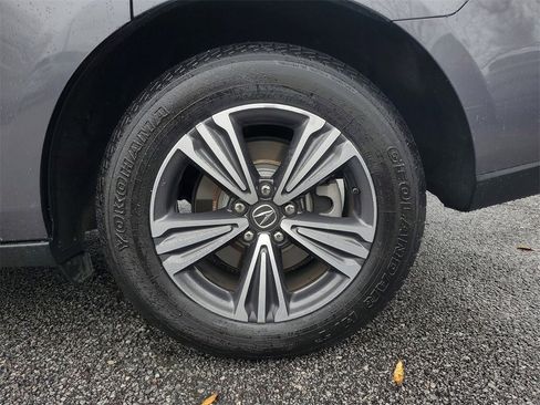 Certified 2017 Acura MDX SH-AWD image 12