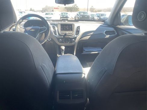 Used 2023 Chevrolet Equinox LT image 18