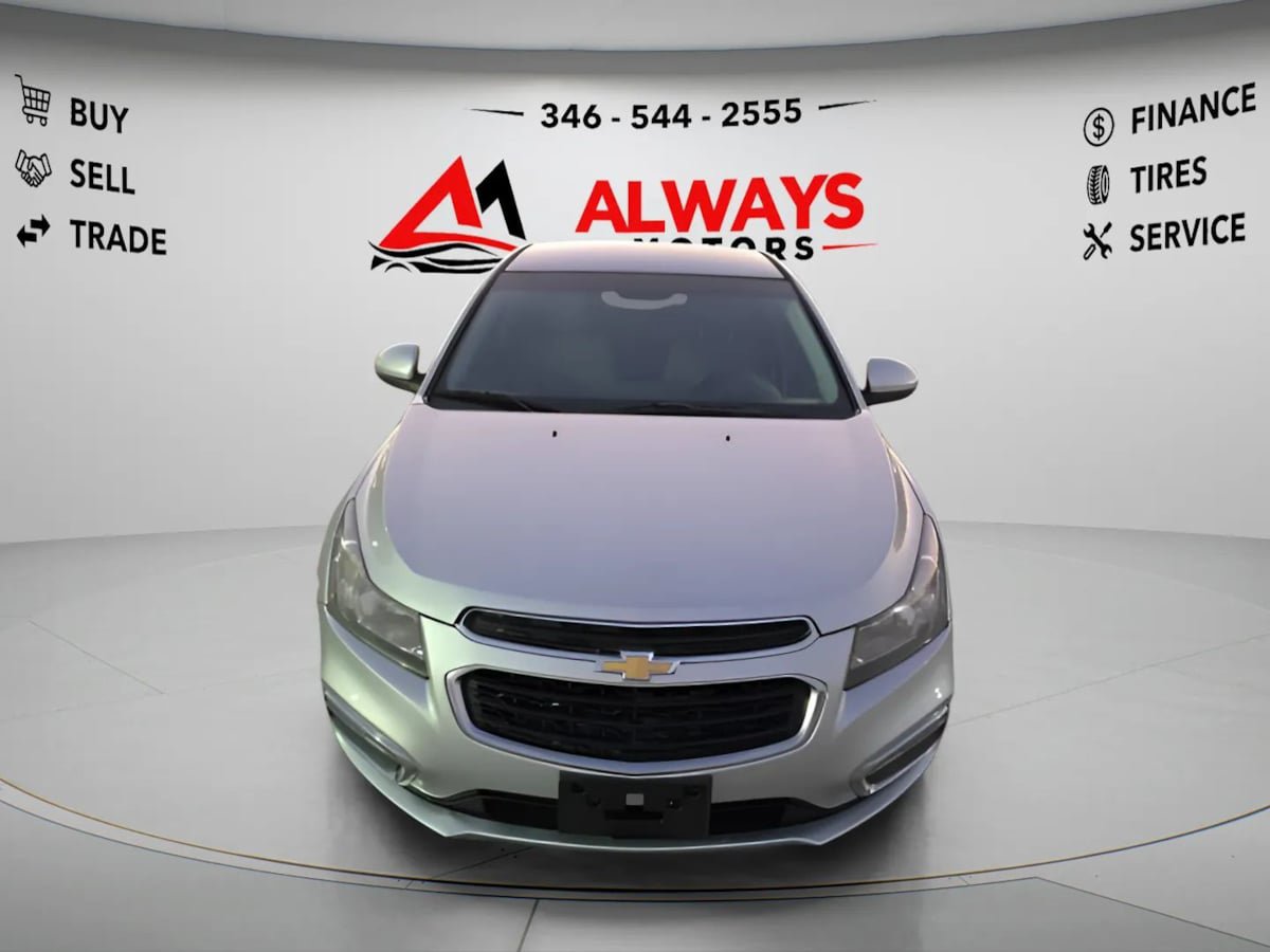 Used 2015 Chevrolet Cruze LT FWD image 4