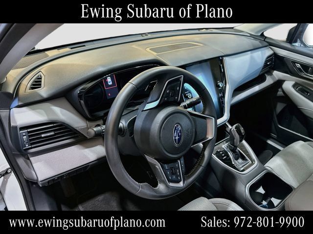 Used 2025 Subaru Legacy Premium AWD/4WD image 9