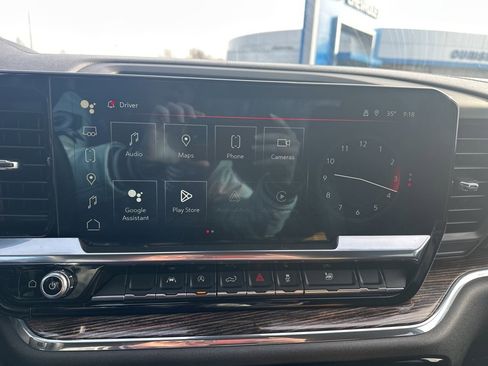 Used 2024 GMC Sierra 1500 SLE image 16