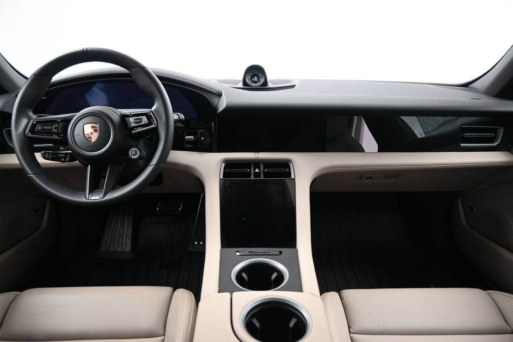 Certified 2025 Porsche Taycan 4S AWD/4WD image 9