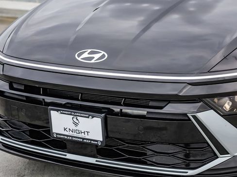 Used 2026 Hyundai Sonata SE FWD image 6